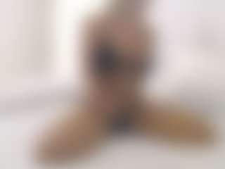XoxP0ck3tR0cketxoX's Live Sex Cam Show