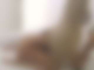 XoxP0ck3tR0cketxoX's Live Sex Cam Show