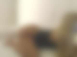 XoxP0ck3tR0cketxoX's Live Sex Cam Show