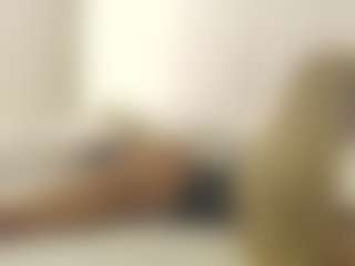 XoxP0ck3tR0cketxoX's Live Sex Cam Show