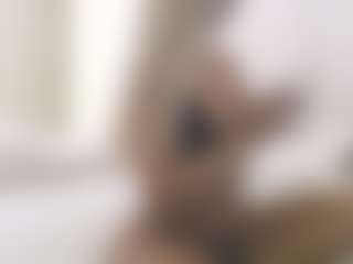 XoxP0ck3tR0cketxoX's Live Sex Cam Show
