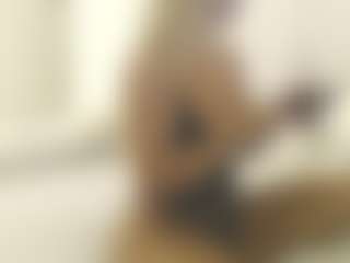 XoxP0ck3tR0cketxoX's Live Sex Cam Show