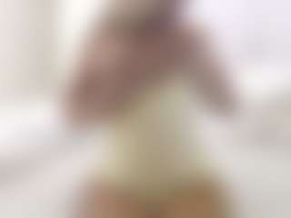 XoxP0ck3tR0cketxoX's Live Sex Cam Show