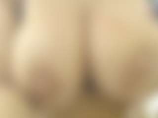 XoxP0ck3tR0cketxoX's Live Sex Cam Show