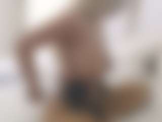 XoxP0ck3tR0cketxoX's Live Sex Cam Show