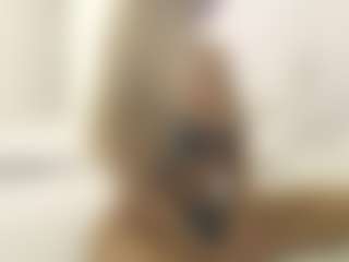 XoxP0ck3tR0cketxoX's Live Sex Cam Show