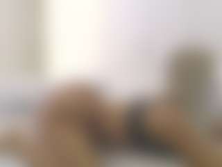 XoxP0ck3tR0cketxoX's Live Sex Cam Show