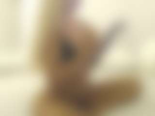 XoxP0ck3tR0cketxoX's Live Sex Cam Show