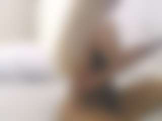 XoxP0ck3tR0cketxoX's Live Sex Cam Show
