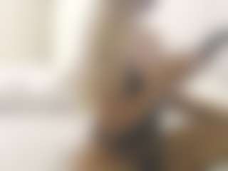 XoxP0ck3tR0cketxoX's Live Sex Cam Show