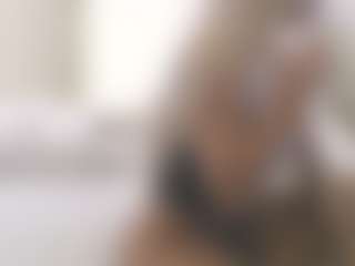 XoxP0ck3tR0cketxoX's Live Sex Cam Show