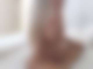 XoxP0ck3tR0cketxoX's Live Sex Cam Show