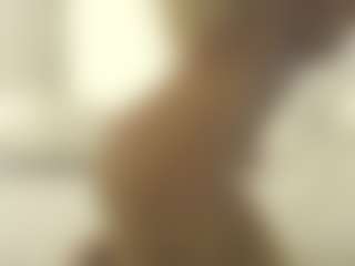 XoxP0ck3tR0cketxoX's Live Sex Cam Show