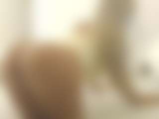 XoxP0ck3tR0cketxoX's Live Sex Cam Show