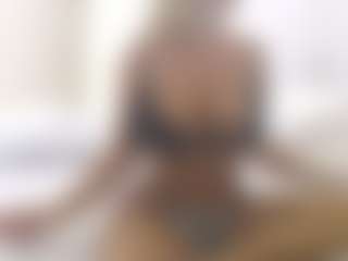 XoxP0ck3tR0cketxoX's Live Sex Cam Show