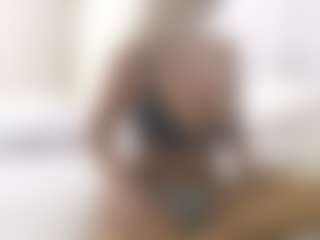XoxP0ck3tR0cketxoX's Live Sex Cam Show