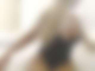 XoxP0ck3tR0cketxoX's Live Sex Cam Show