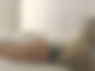 XoxP0ck3tR0cketxoX's Live Sex Cam Show