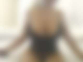 Live cam show with XoxP0ck3tR0cketxoX - Foot Fetish on Milfs Live