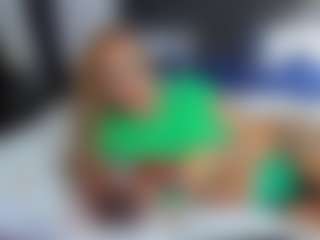 Nicole2naya's Live Sex Cam Show