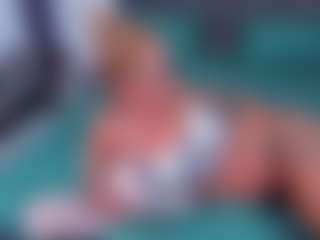 Live cam show with Nicole2naya - Blonde Hair on galaxygirlnitro.com
