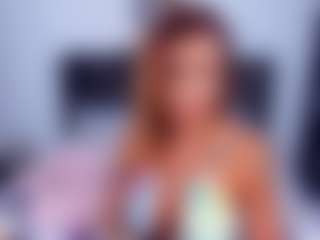 Live cam show with Nicole2naya - Tease on Dolls Live