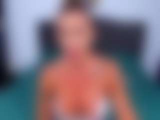 Live cam show with Nicole2naya - Latina on Camsoda