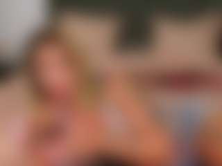 Live cam show with Nicole2naya - Muscular on madthumbs