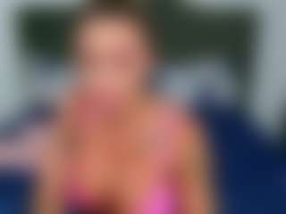 Live cam show with Nicole2naya - English on Camiplay Live