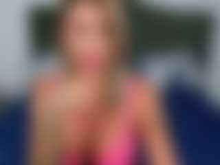 Live cam show with Nicole2naya - Dirty Talk on Camsoda