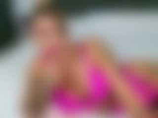 Live cam show with Nicole2naya - Implants on StripNow