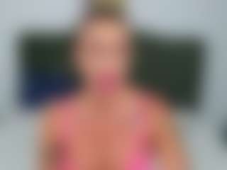 Show en direct avec Nicole2naya - White sur Camsoda