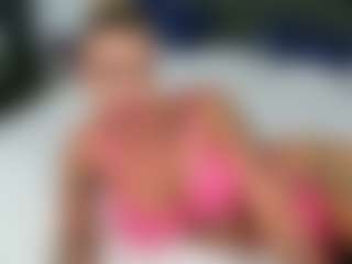 Live cam show with Nicole2naya - Smoking on SquirtSoMuch
