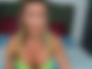 Live cam show with Nicole2naya - Brown Hair on CamSextacy