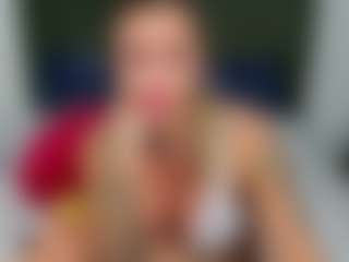 Live cam show with Nicole2naya - Fake Tits on SinfulBabes