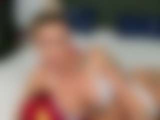 Live cam show with Nicole2naya - White on x69.live