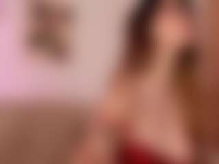 Live cam show with EmmaCollemann - Blonde Hair on MyBangCams