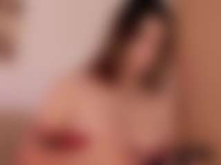 Live cam show with EmmaCollemann - Blonde Hair on anonymated.com