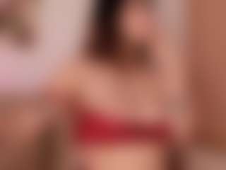 Live cam show with EmmaCollemann - Bedroom on thefappeningchat.com