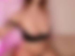EmmaCollemann's Live Sex Cam Show