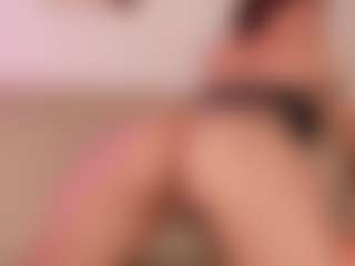 EmmaCollemann's Live Sex Cam Show