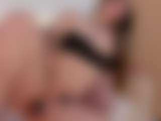 EmmaCollemann's Live Sex Cam Show