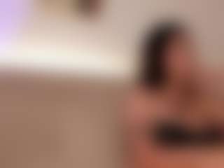 Live cam show with EmmaCollemann - Natural on Soda Cam