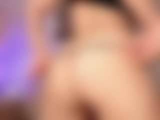 Live cam show with EmmaCollemann - Blonde Hair Toys on intimatelivegirls.com