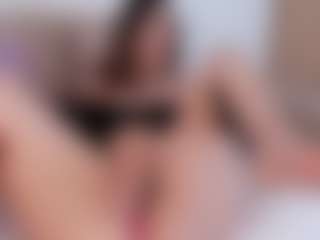 EmmaCollemann's Live Sex Cam Show