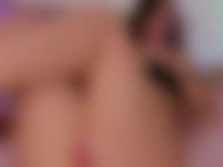Live cam show with EmmaCollemann - BBW on x69.live