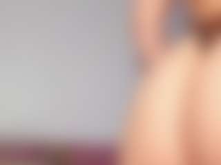 EmmaCollemann's Live Sex Cam Show