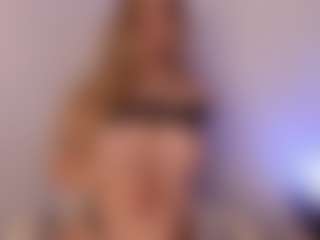 EmmaCollemann's Live Sex Cam Show