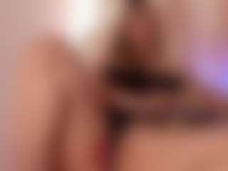 EmmaCollemann's Live Sex Cam Show
