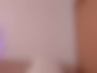 EmmaCollemann's Live Sex Cam Show